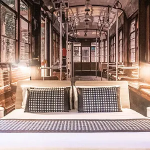 https://aparthotel-meneghino.italymilanhotels.net
